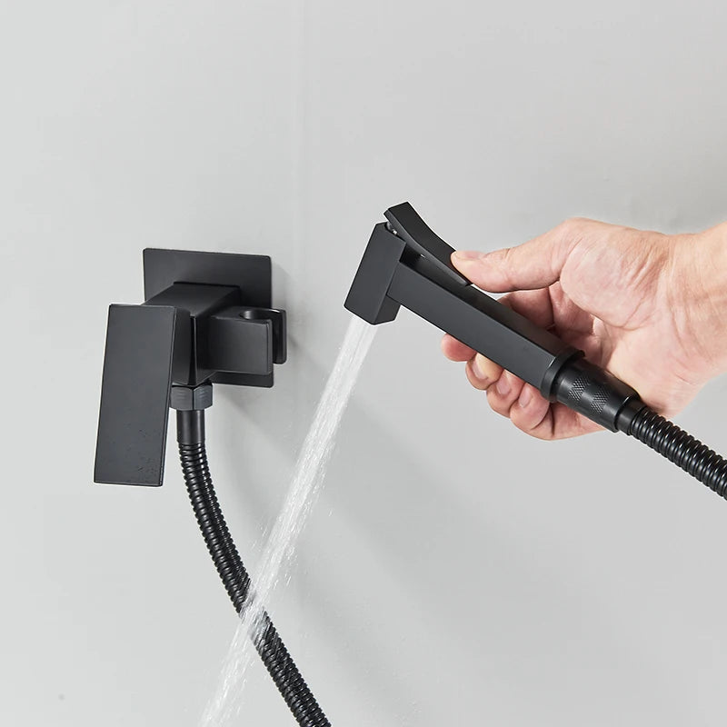 Matte Black Bidet Shower Faucet Solid Brass Bidet Faucet Muslim Ducha Higienica Hot Cold Water Mixer Tap Toilet Faucets