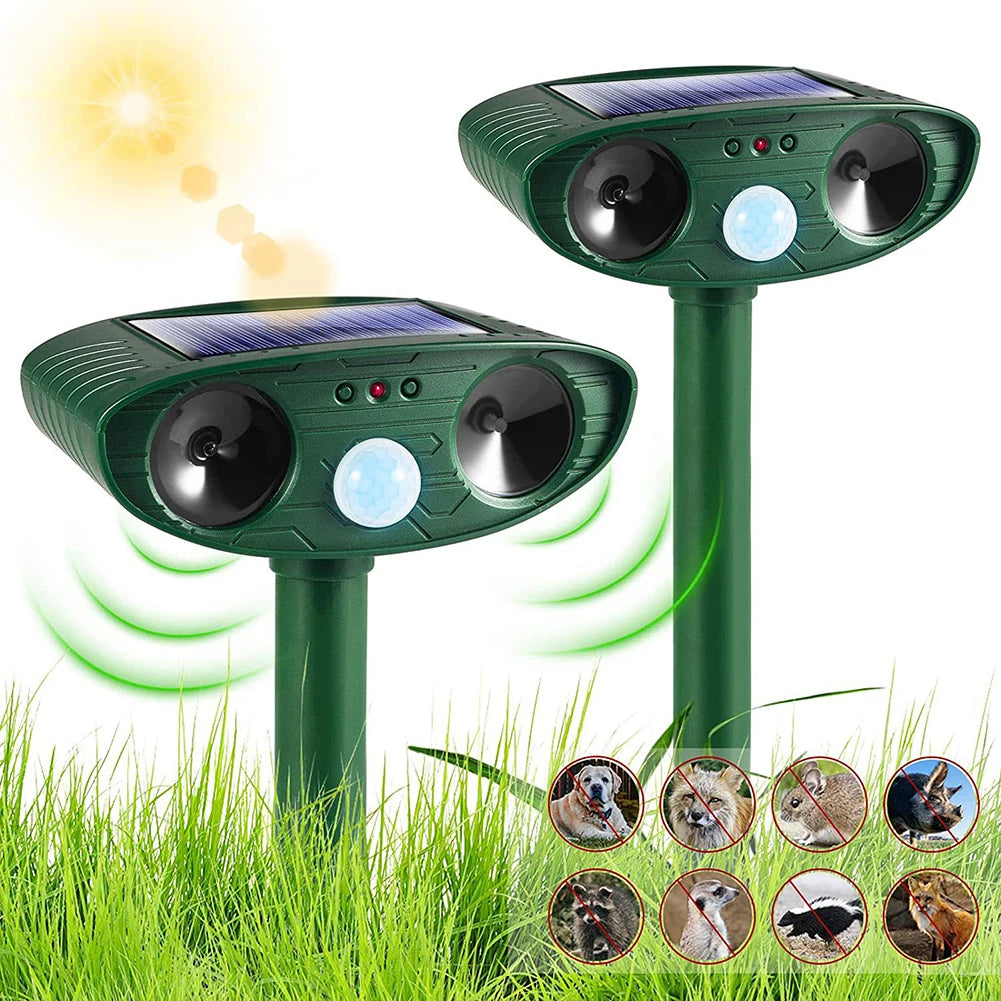 Solar Ultrasonic Animal Repellent Outdoor Animal Repeller Deer Repellent Device Outdoor Squirrel Repellent for Yard Farm Garden