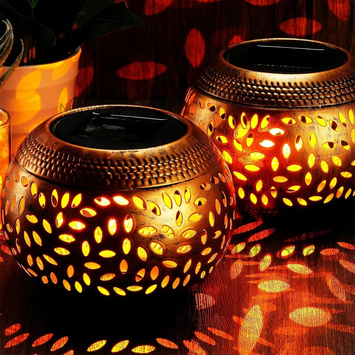 Metal LED Solar ndustrial Style Light Hollowed Out Lawn Garden Lights Decor