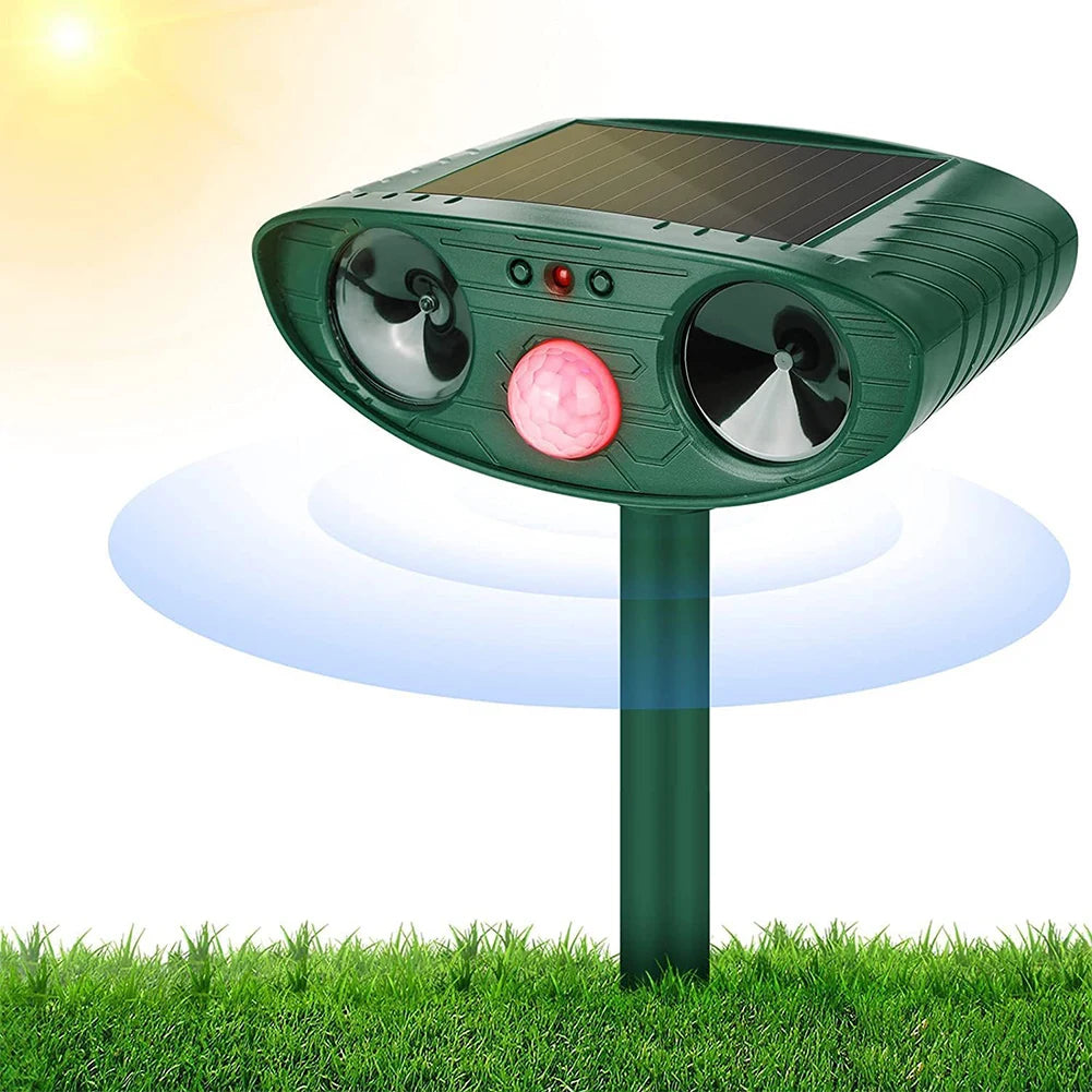Solar Ultrasonic Animal Repellent Outdoor Animal Repeller Deer Repellent Device Outdoor Squirrel Repellent for Yard Farm Garden