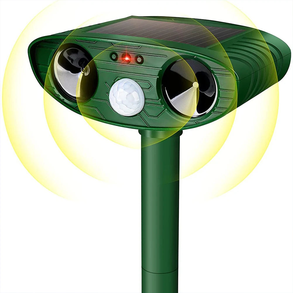 Solar Ultrasonic Animal Repellent Outdoor Animal Repeller Deer Repellent Device Outdoor Squirrel Repellent for Yard Farm Garden